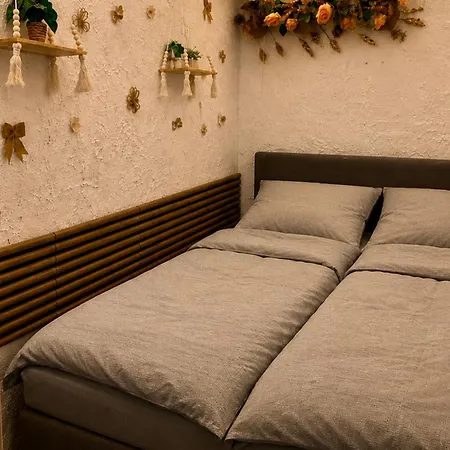 Sofia Private Wellness - Sauna & Jacuzzi Apartamento *
