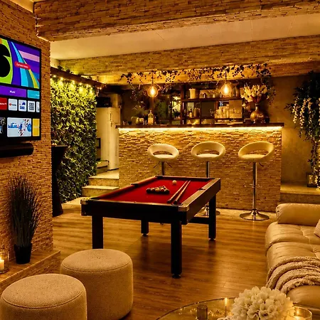 Sofia Private Wellness - Sauna & Jacuzzi Apartamento *