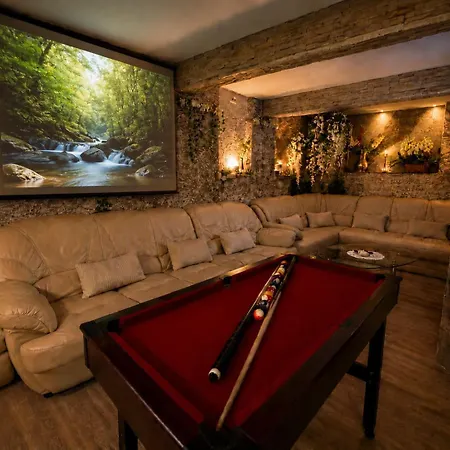 Sofia Private Wellness - Sauna & Jacuzzi * Praga